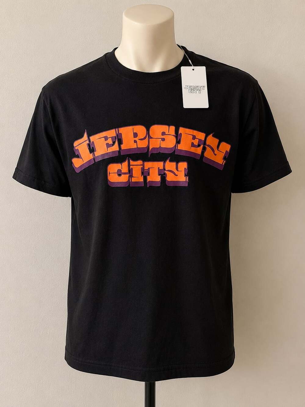 Jersey City Men's Medium Black Graphic T-Shirt Orange Purple NWT Streetwear - Picture 1 of 7